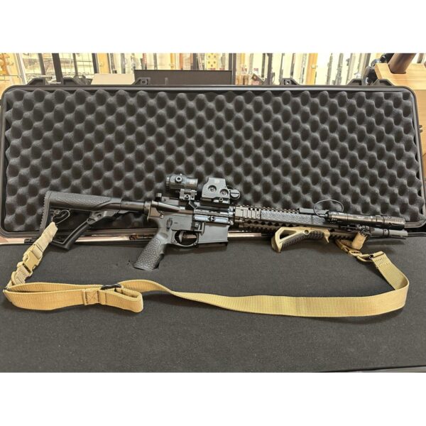 Polavtomatska puška Daniel Defense M4A1 MOD - USED